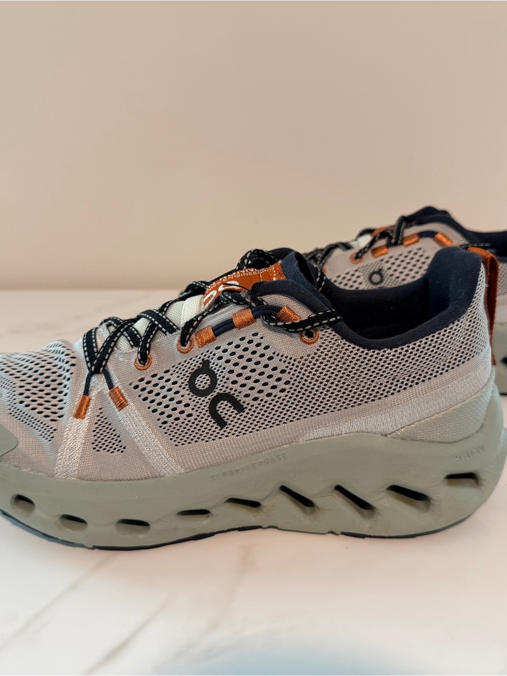 On Cloudsurfer Women’s Size 9 Trail Breathable Cushioned Gray/Green